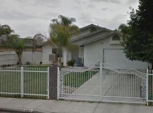 987 E Cardinal Ave, Earlimart, CA 93219