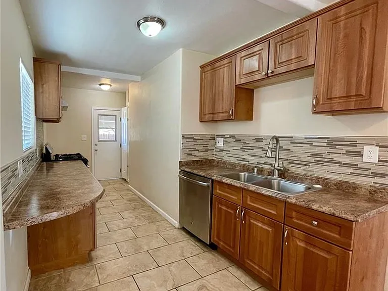 15142 Georgia Ave #MAIN — Photo 20