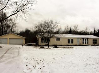 6875 Lincoln Lake Ave NE, Belding, MI 48809