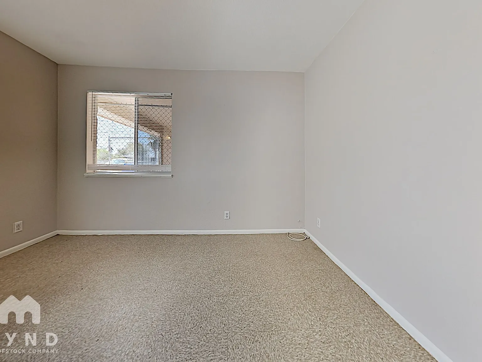 2 bed, 1.0 bath, 884 sqft, $1,205 — Photo 4