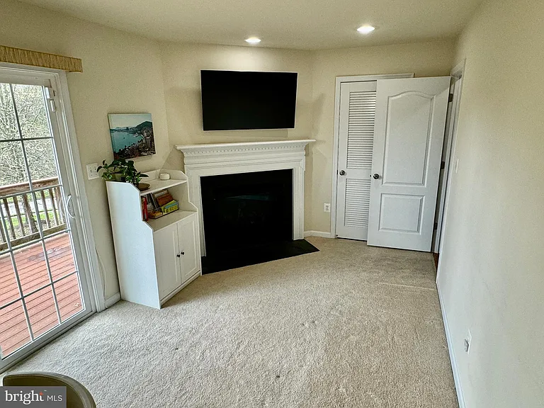 2874 Chinkapin Oak Ln — Photo 6