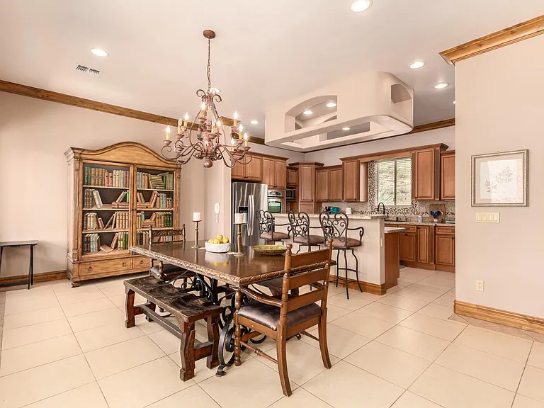 6770 E Skyline Dr — Photo 21
