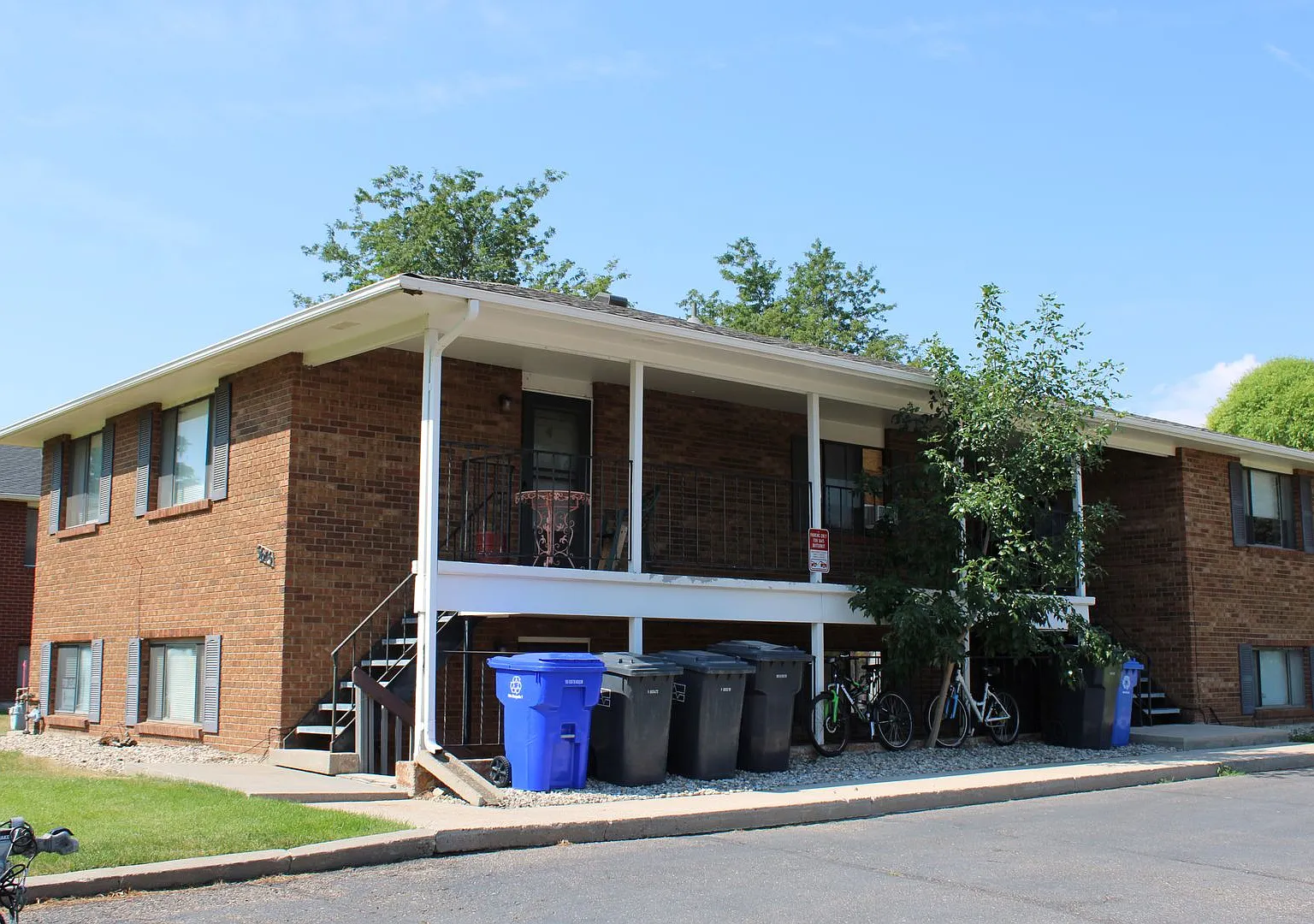 3645 Butternut Dr. — Photo 2