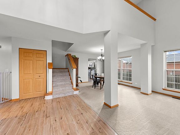 4th image of 10755 Great Plaines Dr
