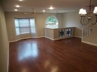 7 Coach House Dr, Owings Mills, MD 21117