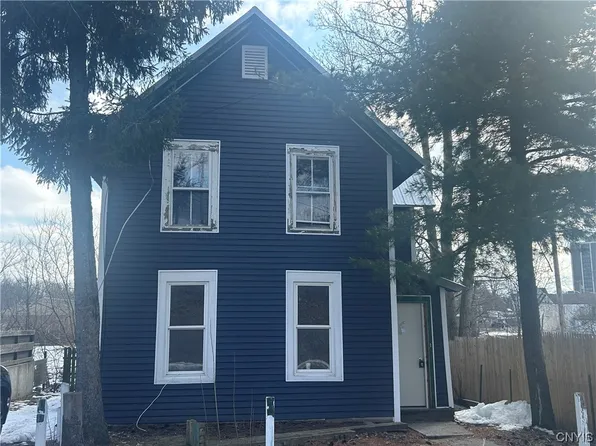 252 Moulton St, Watertown, NY 13601