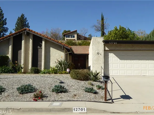 12701 Norlina Pl, Granada Hills, CA 91344