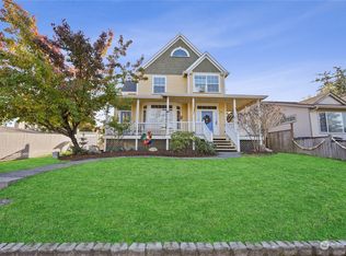 1507 16th St, Anacortes, WA 98221