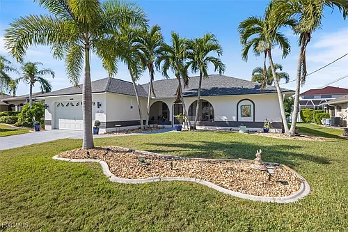 4516 SW 21st Pl Photo 1