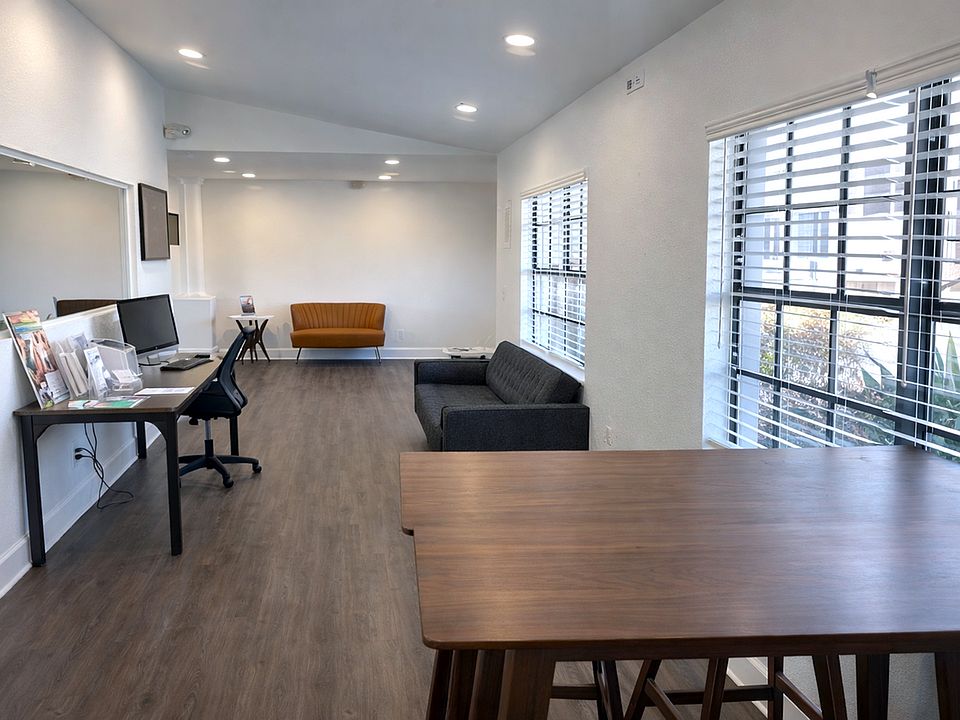 Renovated Cyber Cafe