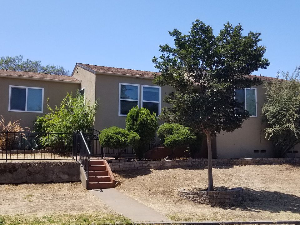 Exterior Front View