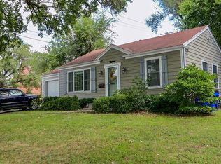 7501 Newton St, Overland Park, KS 66204