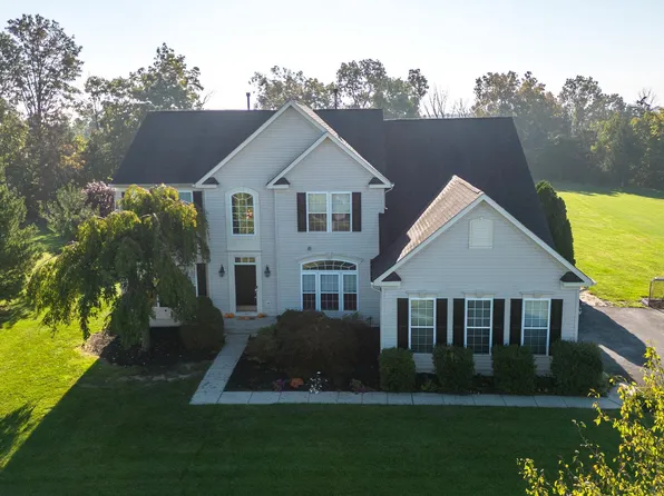 1877 Sassafras Ln, Quakertown, PA 18951