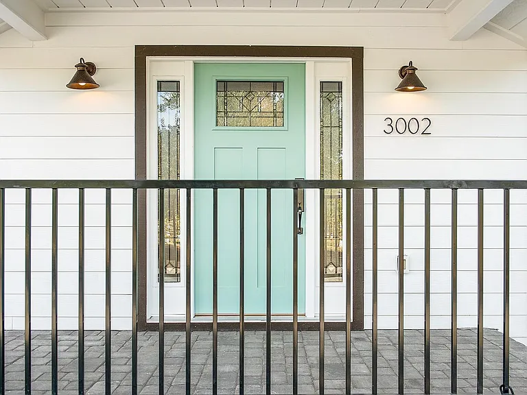 3002 Foothill Blvd — Photo 35