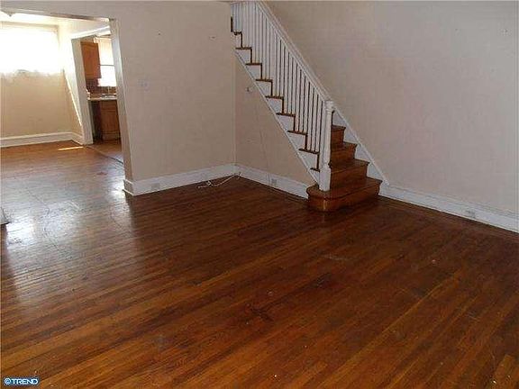 3rd image of 4308 N Fairhill St
