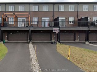 1061 Speedvale Ct, Ottawa, ON K2T0P6