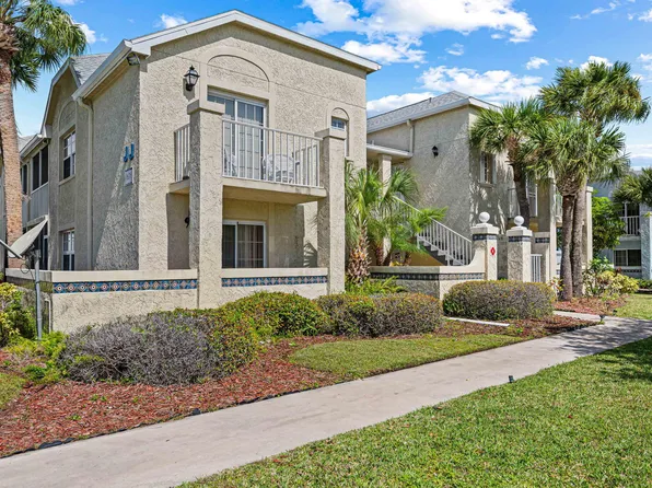 1674 SE Green Acres Circle #Jj202, Port St Lucie, FL 34952