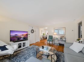 926 Massachusetts Ave, Arlington, MA