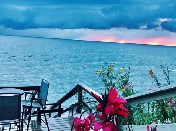 (undisclosed Address), Holland, MI 49424