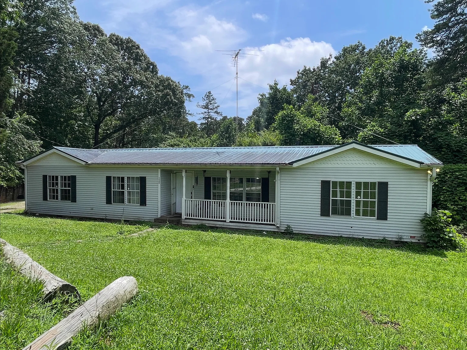 1506 Candler Rd — Photo 1