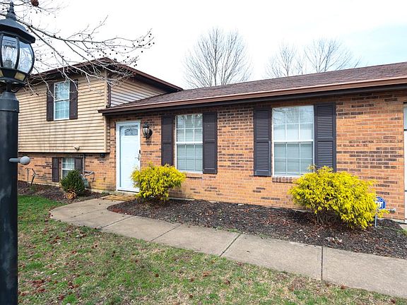 3rd image of 2992 Cumberland Dr