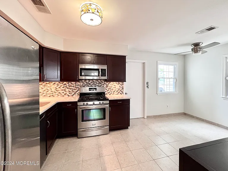 15 Cummings Ct — Photo 16
