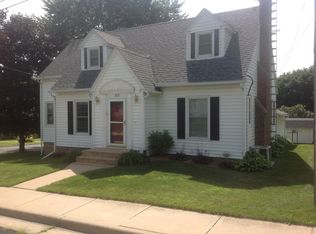 212 S Green St, Argyle, WI 53504