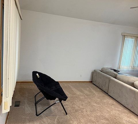 4th image of 11436 Magnolia Ln