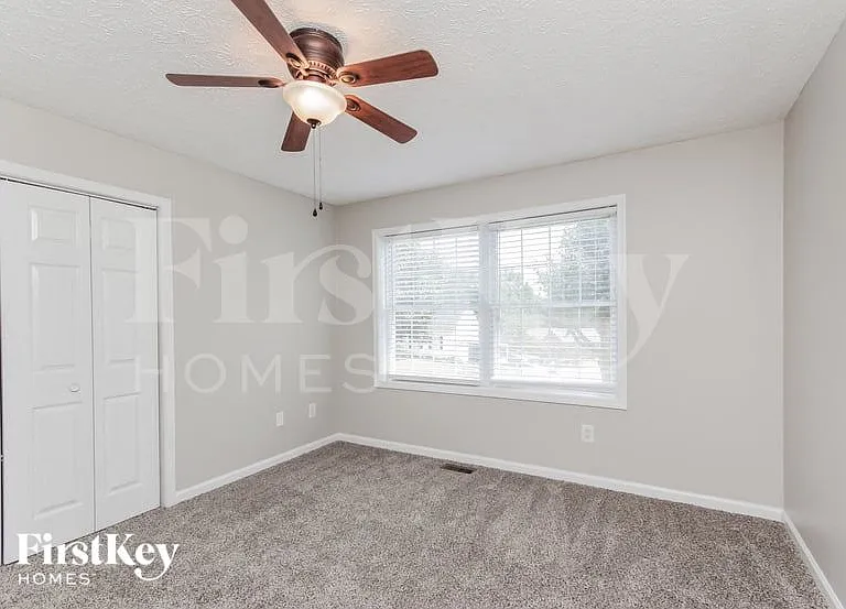 200 Heather Glen Ln — Photo 9