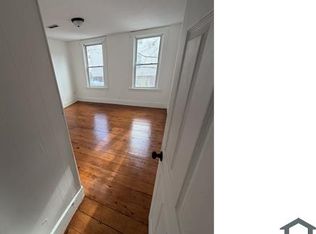 49 Windsor St #1, Worcester, MA 01605