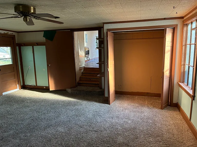3701 S Van Buren St #UPSTAIRS — Photo 10