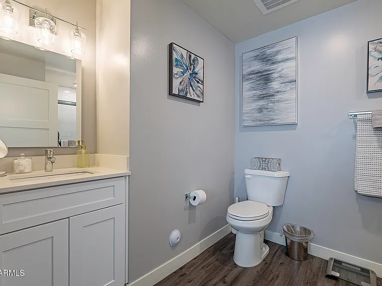 475 N 9th St #106 — Photo 17