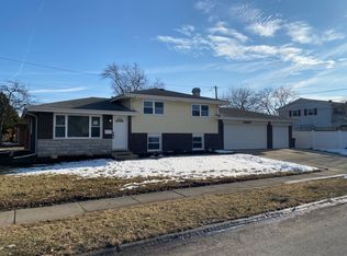 16400 Roy St, Oak Forest, IL