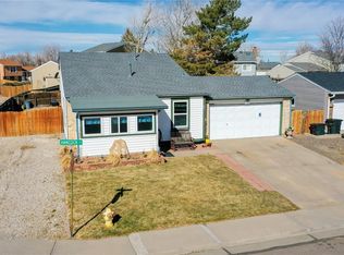 175 Hancock Ct, Bennett, CO 80102