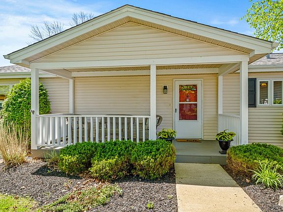 2nd image of 511 Balmoral Ct