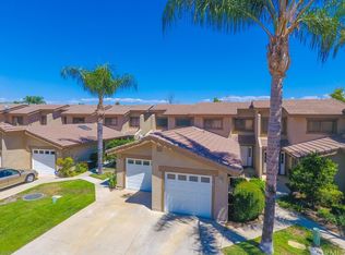 30210 Yellow Feather Dr, Canyon Lake, CA 92587