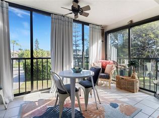 219 Fox Glen Dr APT 1204, Naples, FL 34104