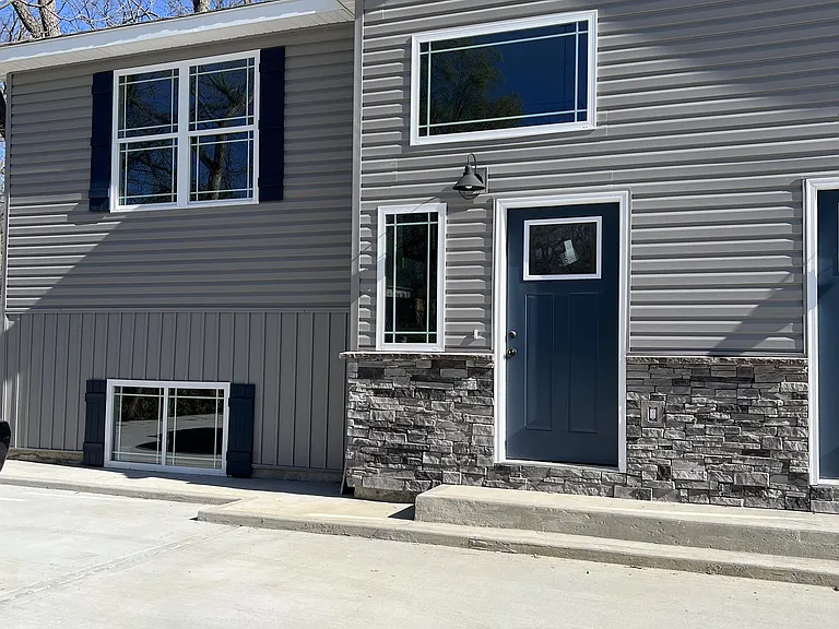 803 Broad St #A — Photo 2
