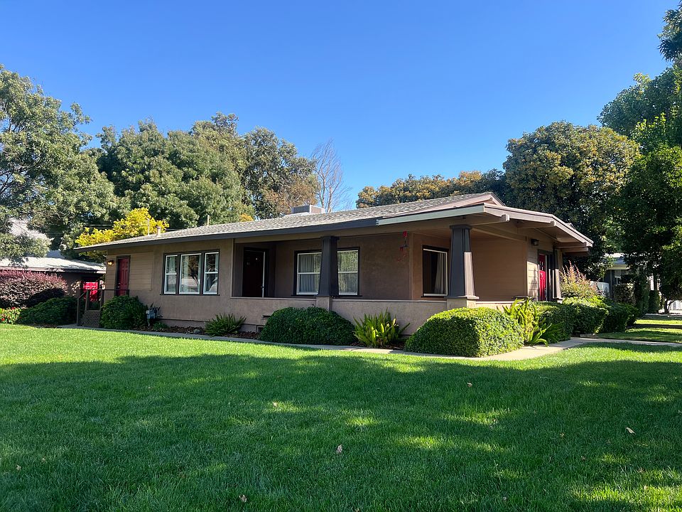 Beautiful home in Biggs for rent.