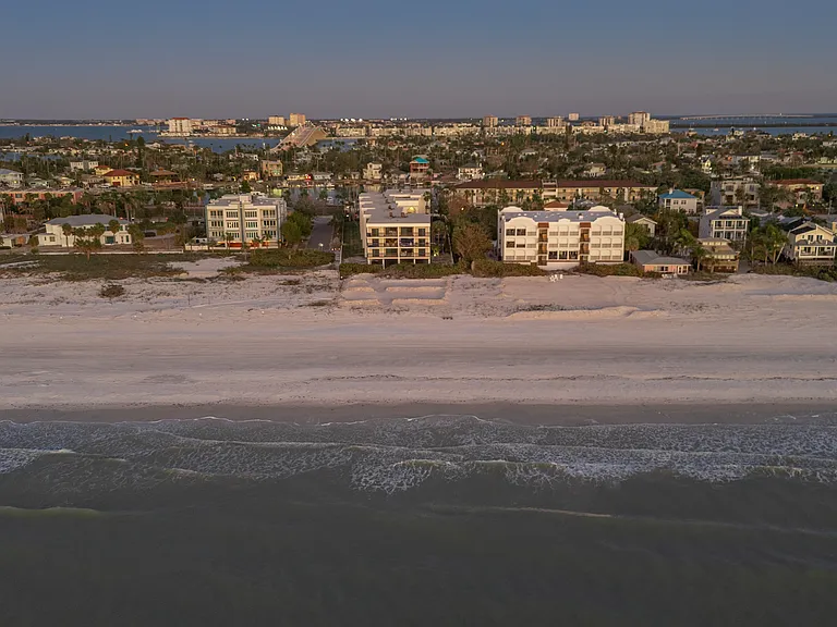 3200 Gulf Blvd #208 — Photo 57