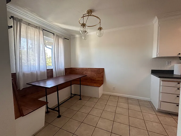 1394 Palm St #12 — Photo 2