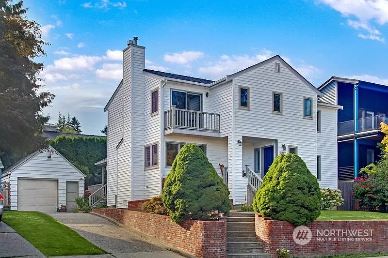 7047 53rd Avenue NE photo 1