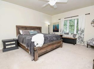 505 Standish Dr, Syracuse, NY 13224