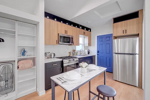 217 S McPherrin Ave #A Photo 1