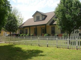601 Worsham St, Montgomery, TX 77316