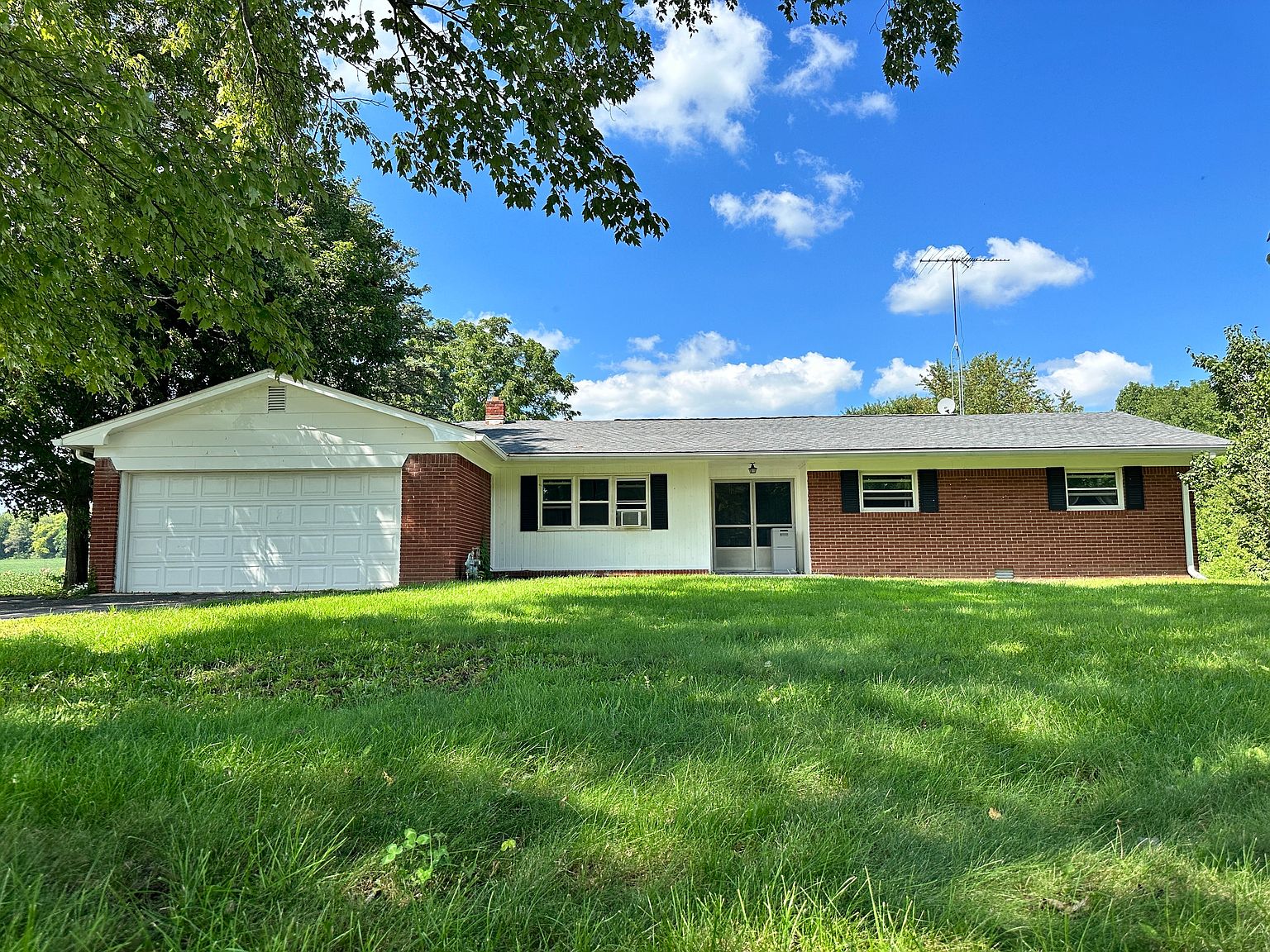 4748 E State Road 234, Ladoga, IN 47954 Zillow