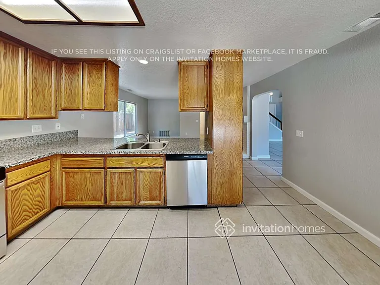 8317 Rambleton Way — Photo 9