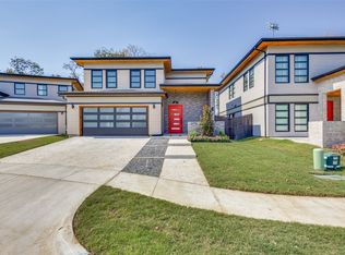 3075 Tall Oaks Ct, Corinth, TX 76210