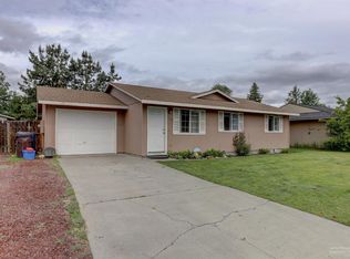 1629 SW 33rd St, Redmond, OR 97756