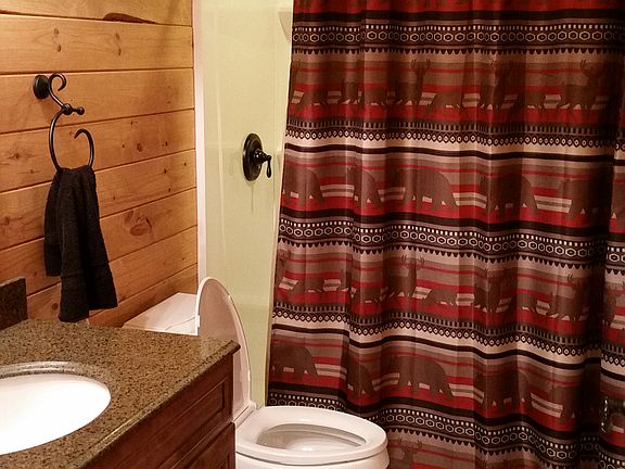 Full bath to sleeping room